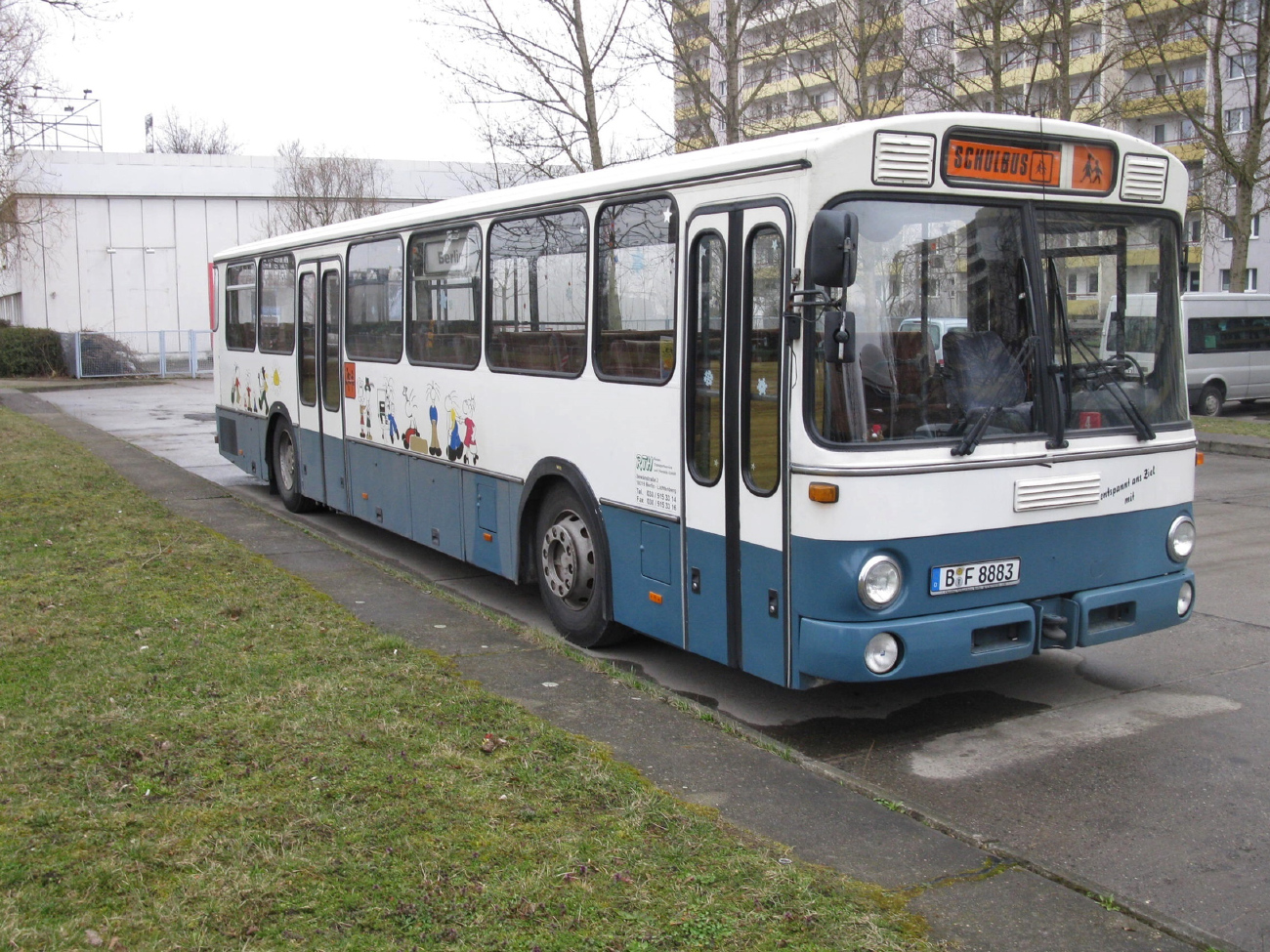 Berlin, Mercedes-Benz O307 # B-F 8883