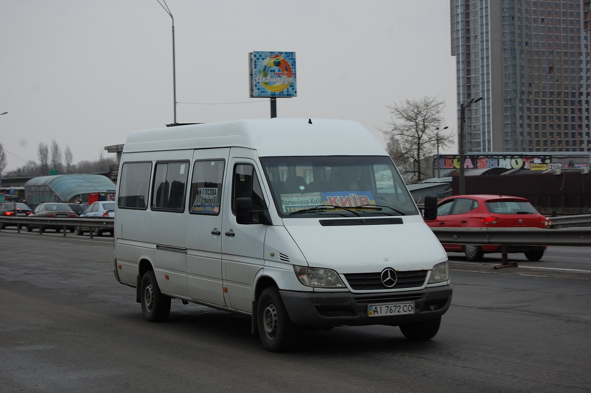 Kyiv, Mercedes-Benz Sprinter 308CDI nr. АІ 7672 СО