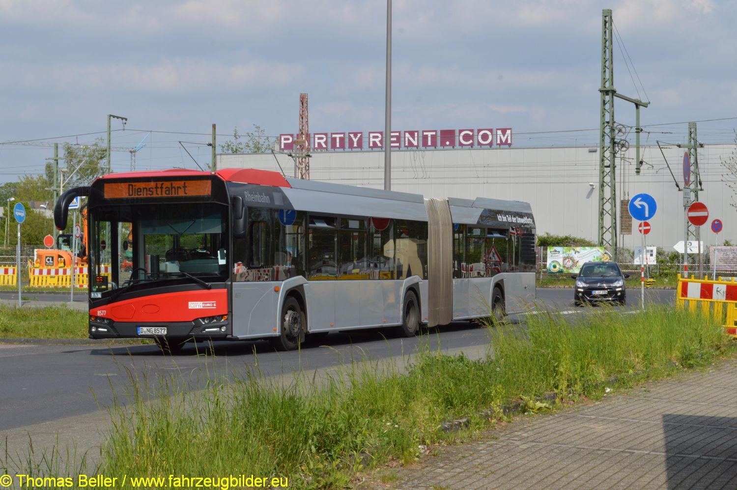 Düsseldorf, Solaris Urbino IV 18 č. 8577