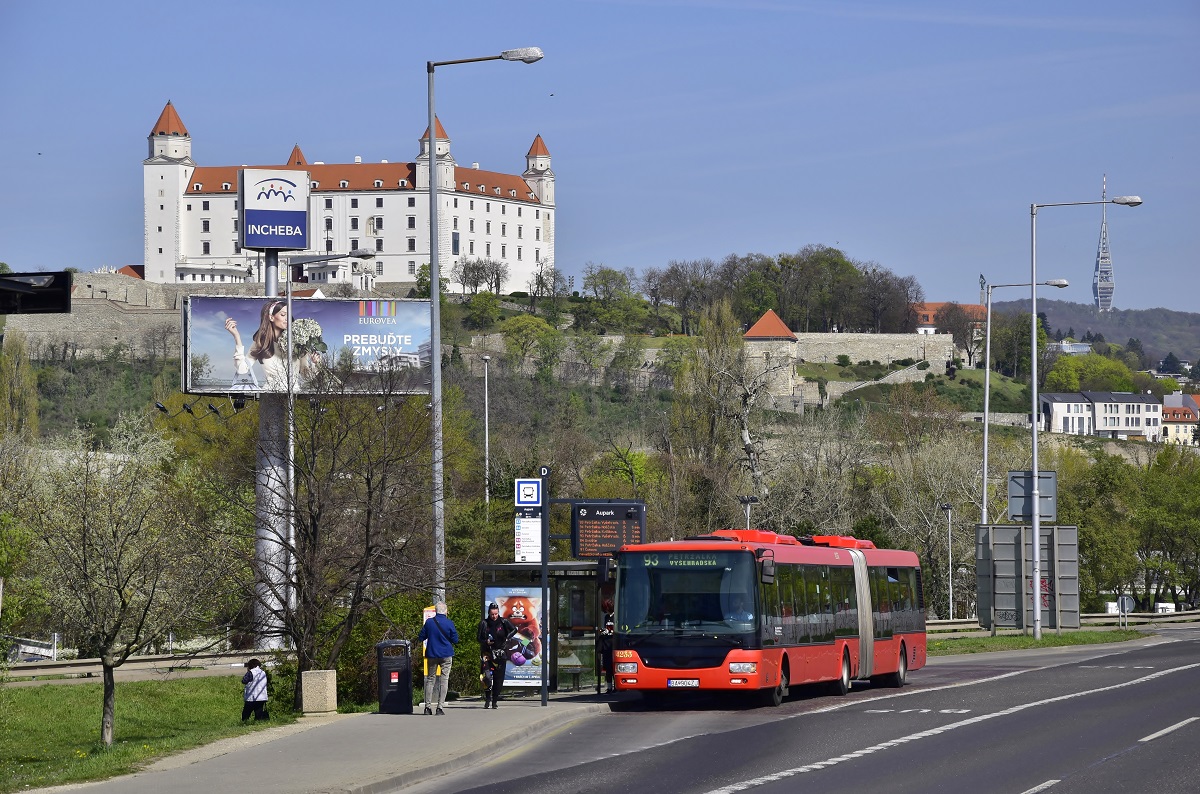 Bratislava, SOR NB 18 # 4233