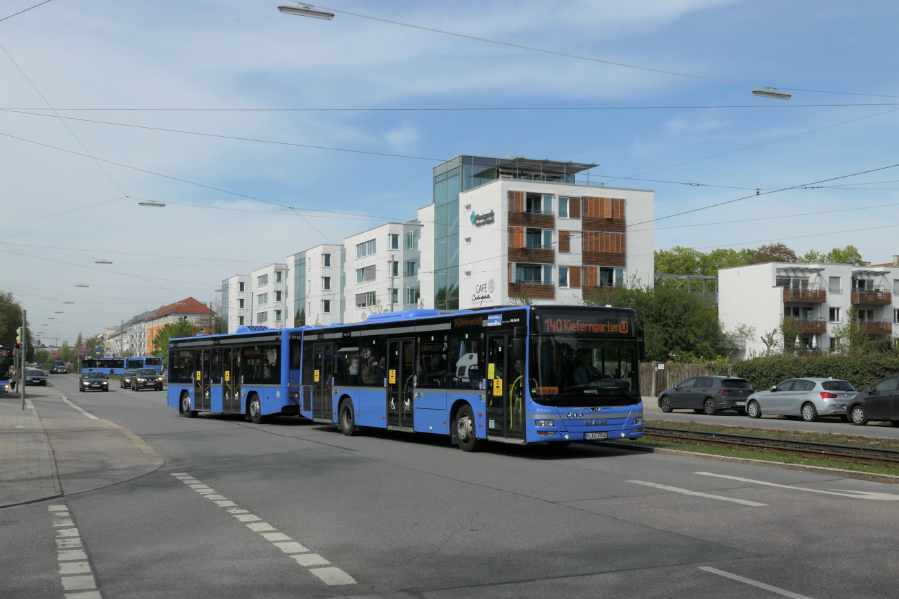 Munich, MAN A21 Lion's City NL363 # 9249; Munich, Hess APM 5.6-13 # 9710