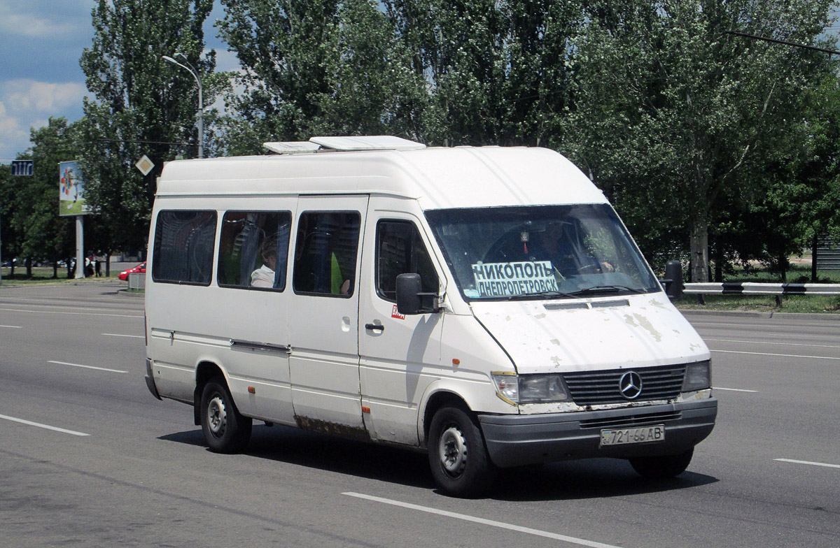 Дніпро, Mercedes-Benz Sprinter 312D № 721-66 АВ