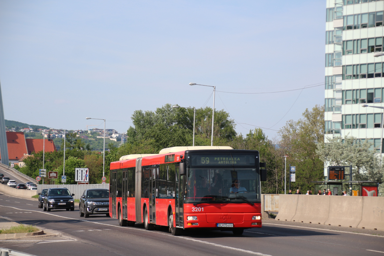 Bratislava, MAN A23 NG313 № 3201