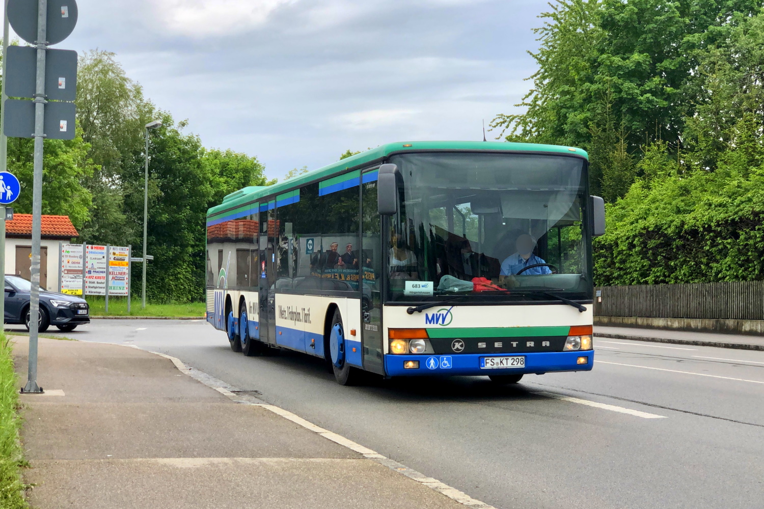 Freising, Setra S319NF č. FS-KT 298