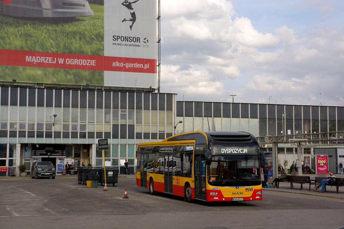 Warsaw, MAN A37 Lion's City NL253 Hybrid # 9550