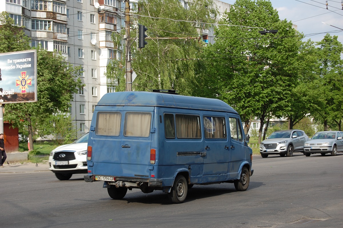 Lviv, Mercedes-Benz T1 208D # ВС 1794 СР