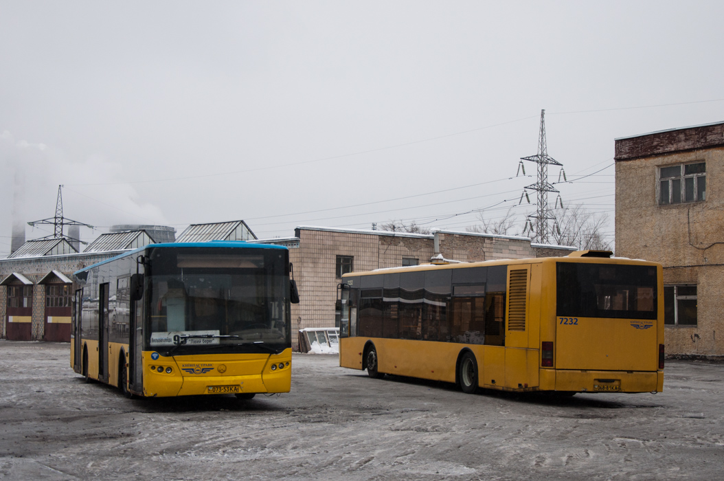 Kiew, LAZ A183D1 Nr. 7145; Kiew, LAZ A183D1 Nr. 7232