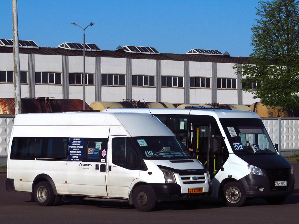 Polotsk, Ford Transit # 2ТАХ5375; Novopolock, ГАЗ-A64R42 Next # АМ 0876-2
