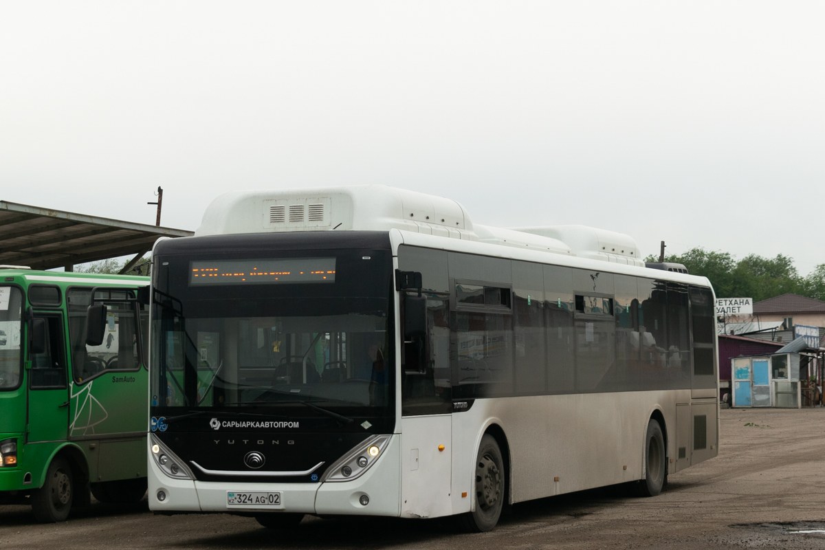 Almaty, Yutong ZK6128HG (CNG) # 324 AG 02