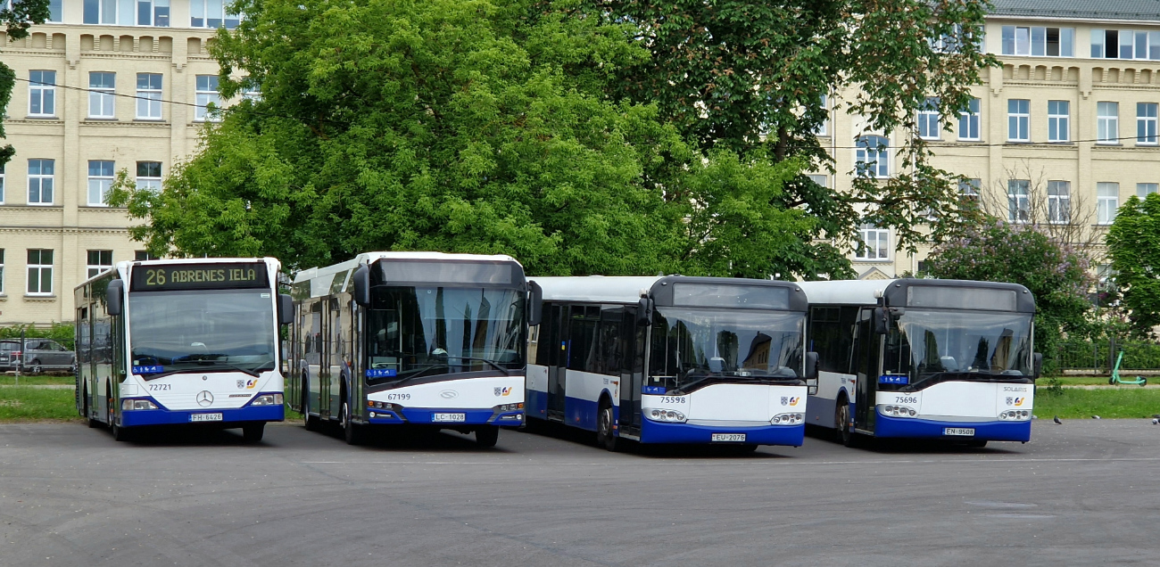 Riga, Mercedes-Benz O530 Citaro Nr. 72721; Riga, Solaris Urbino IV 12 Nr. 67199; Riga, Solaris Urbino II 15 Nr. 75598; Riga, Solaris Urbino II 15 Nr. 75696
