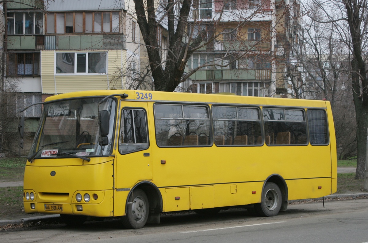 Kyiv, Bogdan A09202 (LuAZ) č. 3249