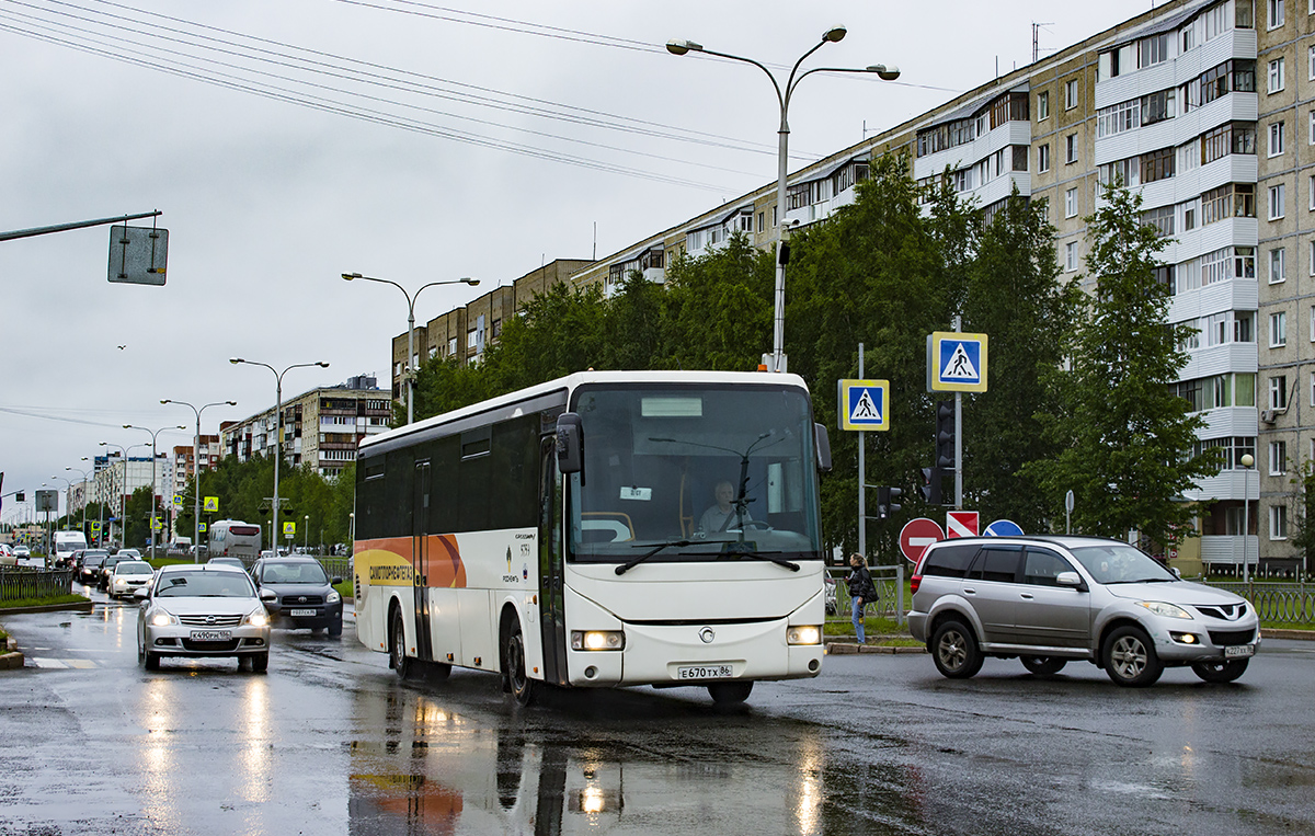 Nižněvartovsk, Irisbus Crossway 12M č. Е 670 ТХ 86