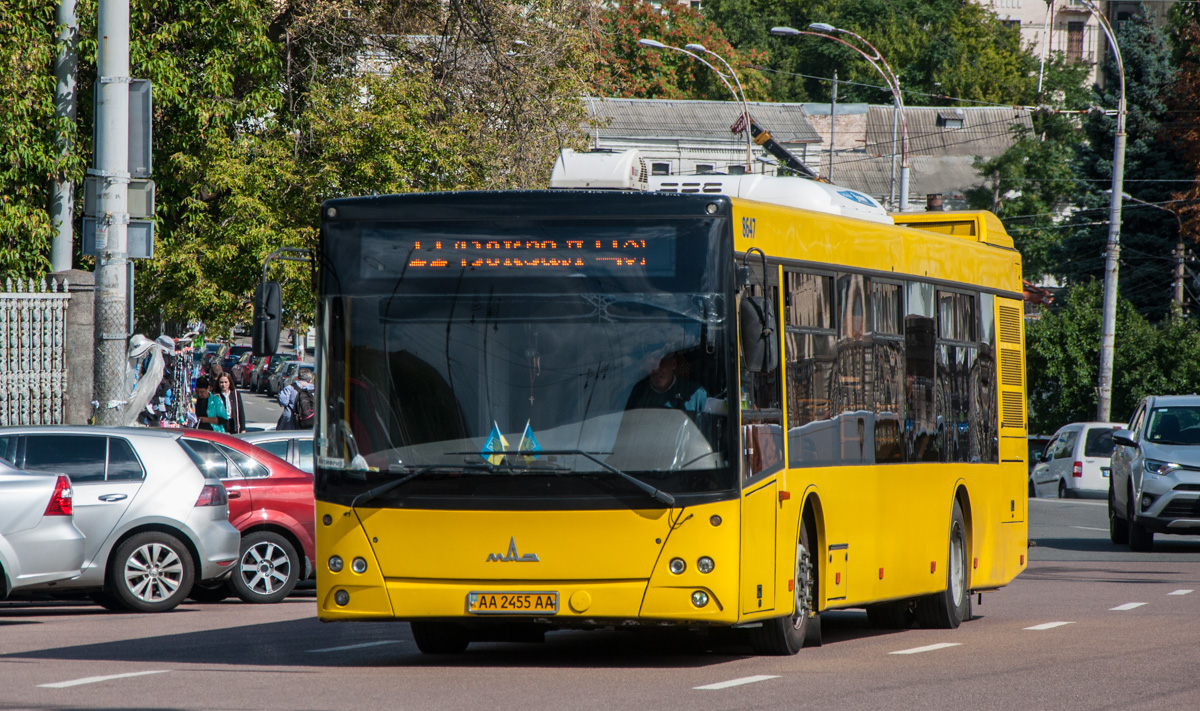 Kyjev, MAZ-203.069 č. 8647