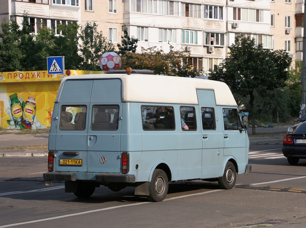 Kyiv, Volkswagen LT31 # 021-11 КА