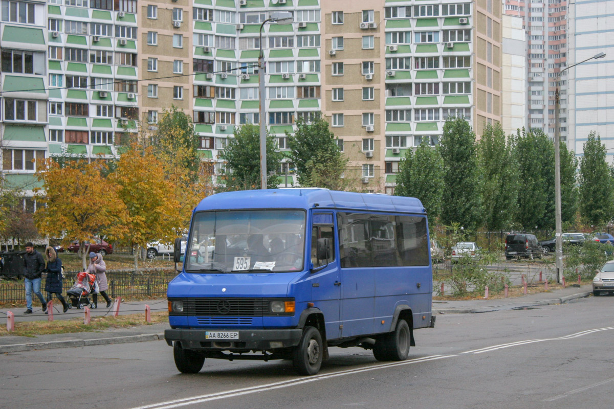 Kyiv, Mercedes-Benz T2 709D # АА 8266 ЕР