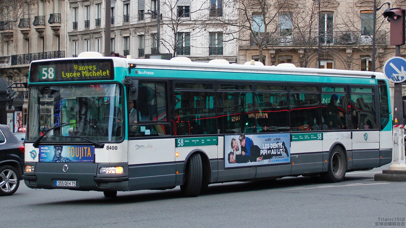 Paris, Irisbus Agora Line # 8400