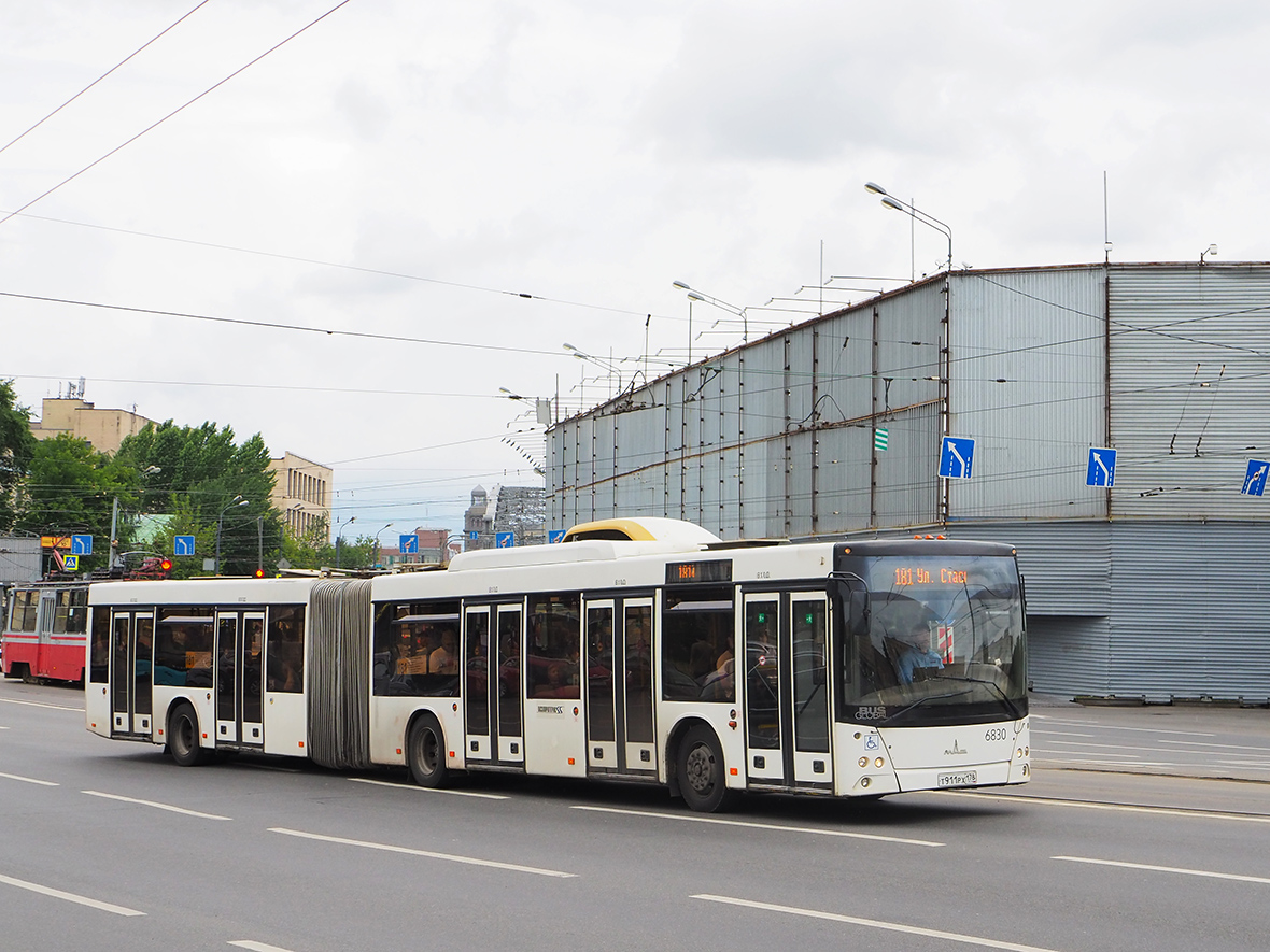 Saint Petersburg, MAZ-215.069 # 6830