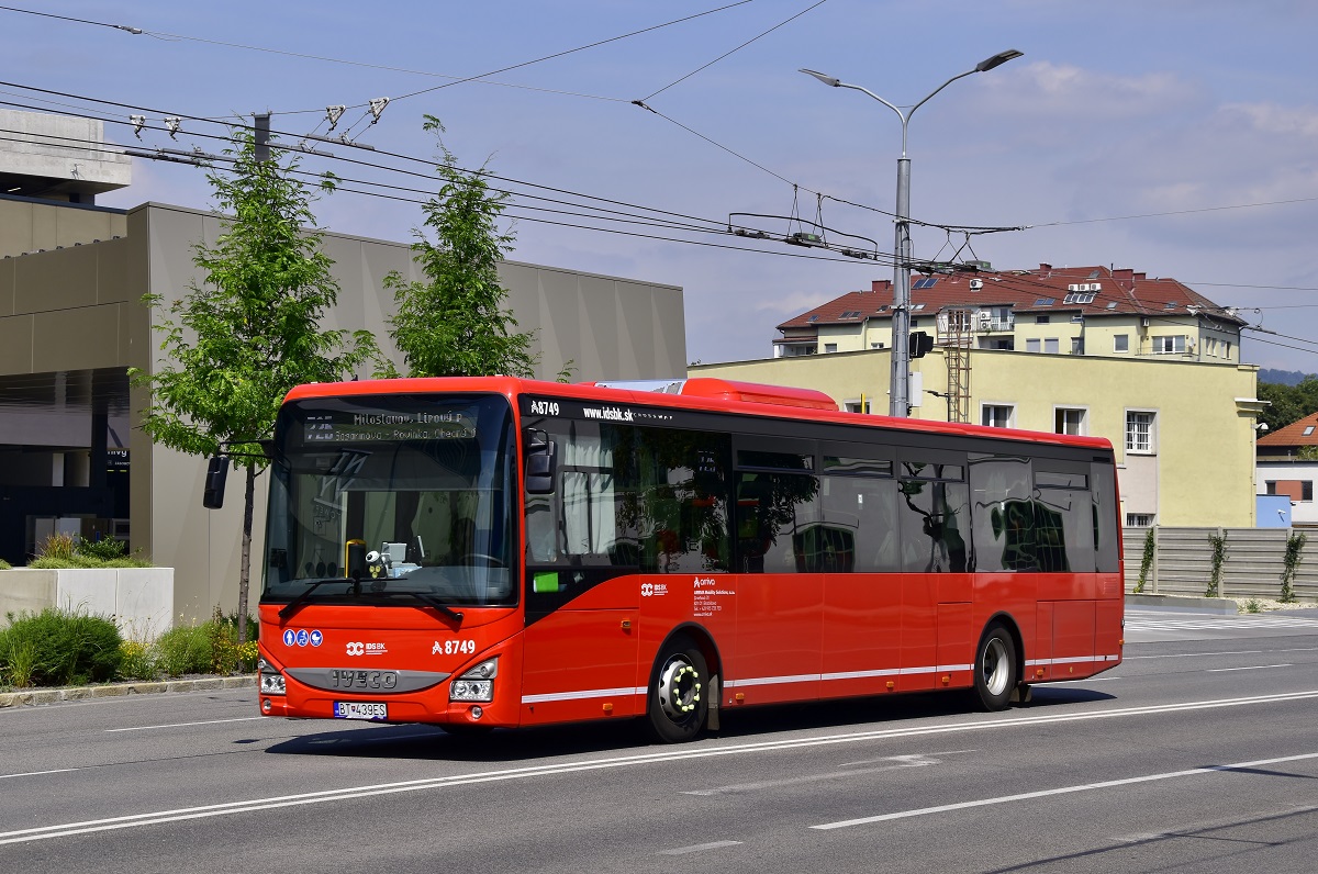 Bratislava, IVECO Crossway LE Line 12M # 8749