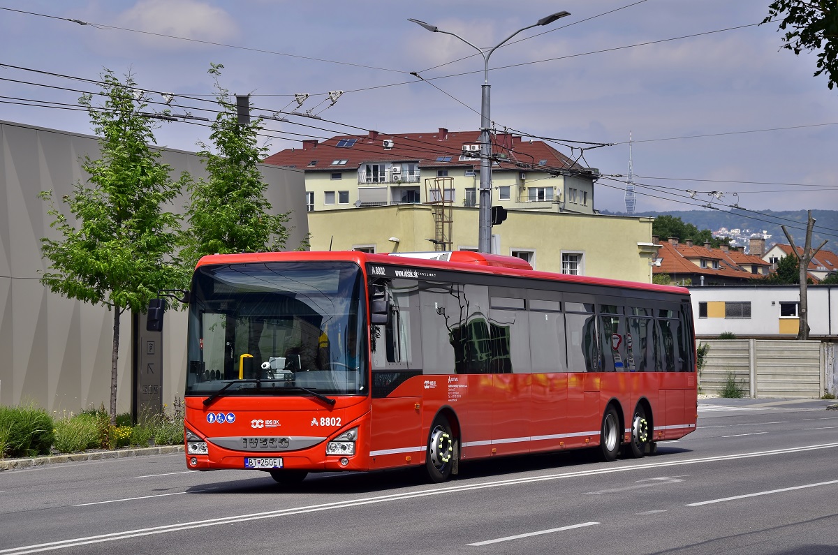 Bratislava, IVECO Crossway LE Line 14.5M # 8802