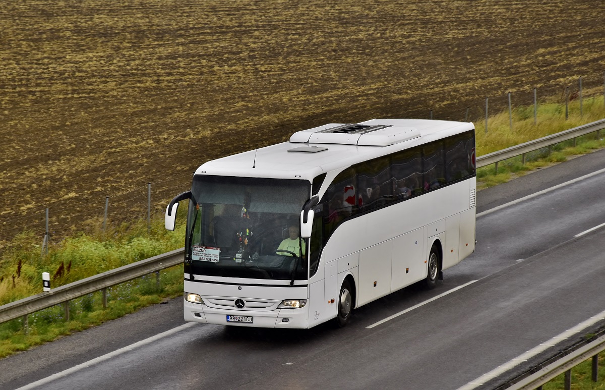 Brezno, Mercedes-Benz Tourismo 15RHD-II č. BR-221CJ