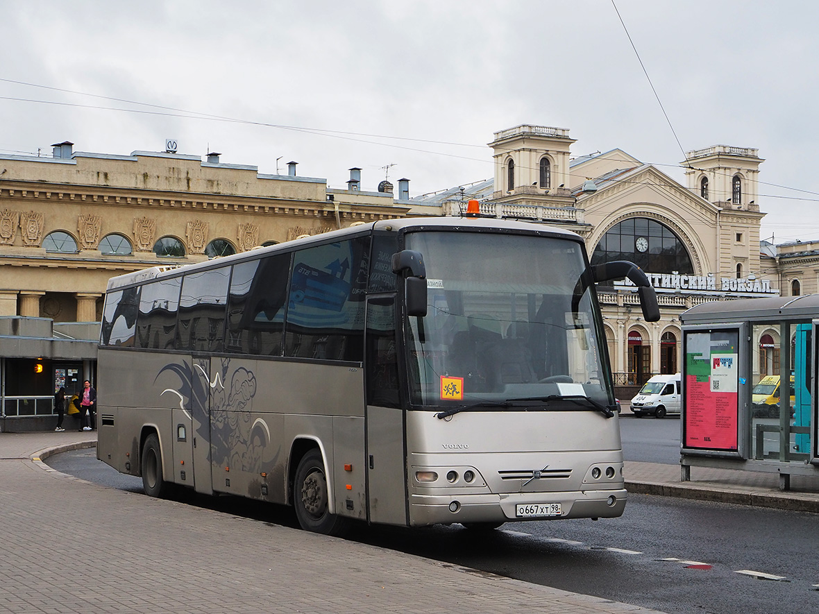 圣彼得堡, Volvo B12-600 # О 667 ХТ 98