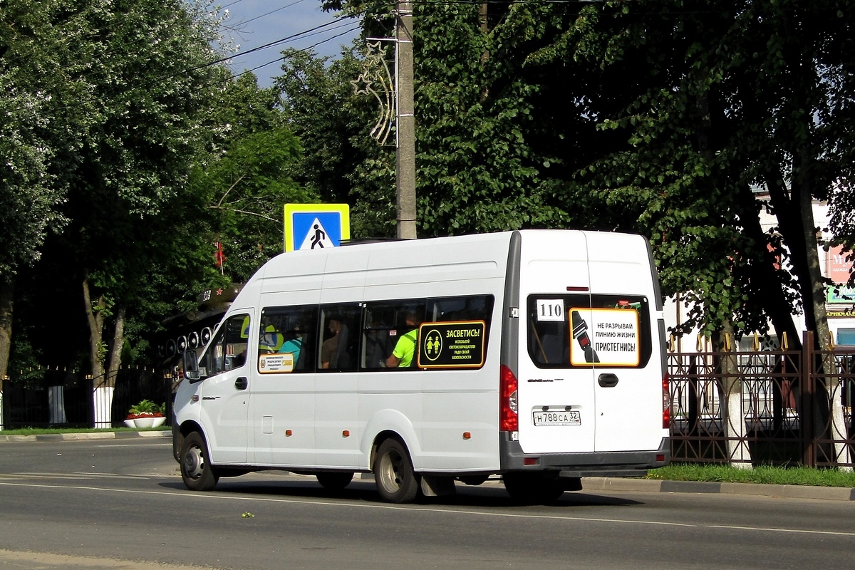 Унеча, ГАЗ-A65R52 Next № Н 788 СА 32