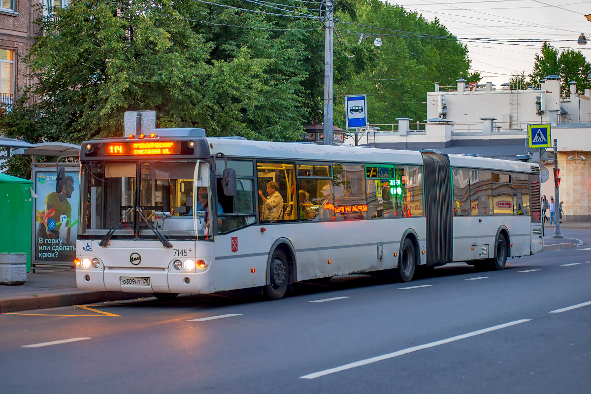 San Petersburgo, LiAZ-6213.20 # 7145