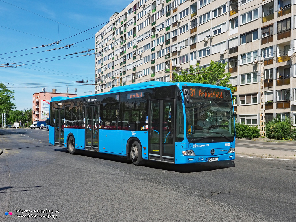 Budapest, Mercedes-Benz Conecto II Nr. PDB-382