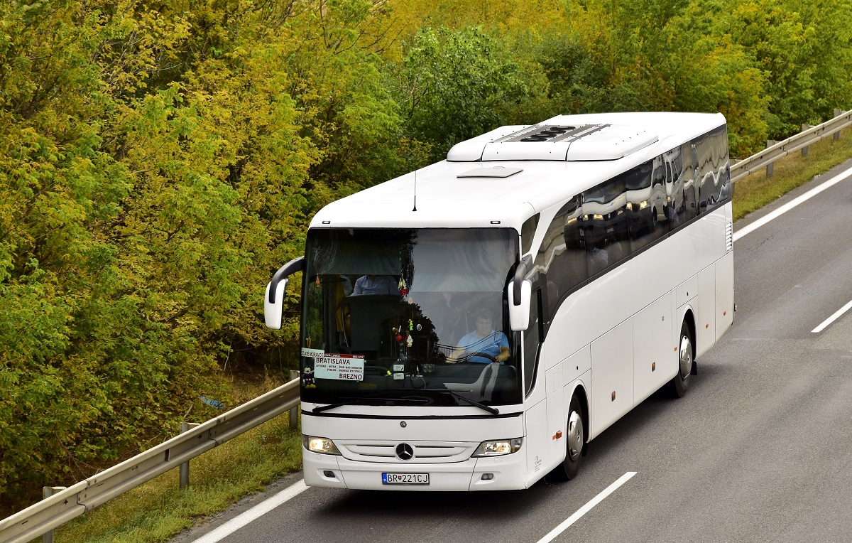 Brezno, Mercedes-Benz Tourismo 15RHD-II # BR-221CJ