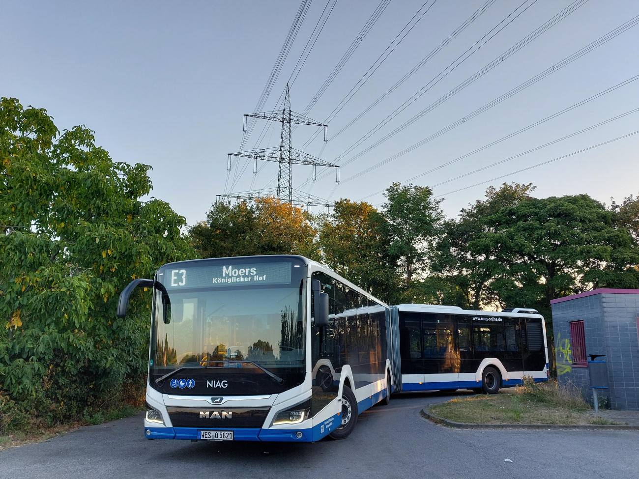 Moers, MAN 19C Lion's City NG330 EfficientHybrid # 5821