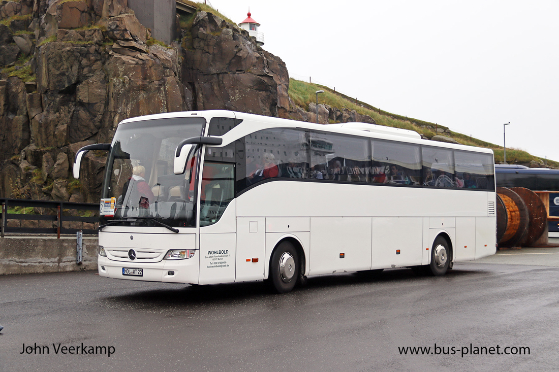 Berlin, Mercedes-Benz Tourismo 15RHD-II č. MOL-WT 22