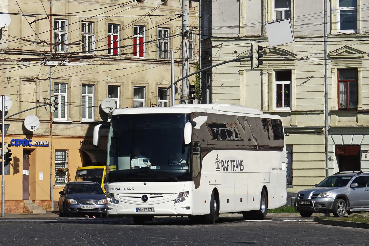 Warsaw, Mercedes-Benz Tourismo 15RHD-III # WN 5747L