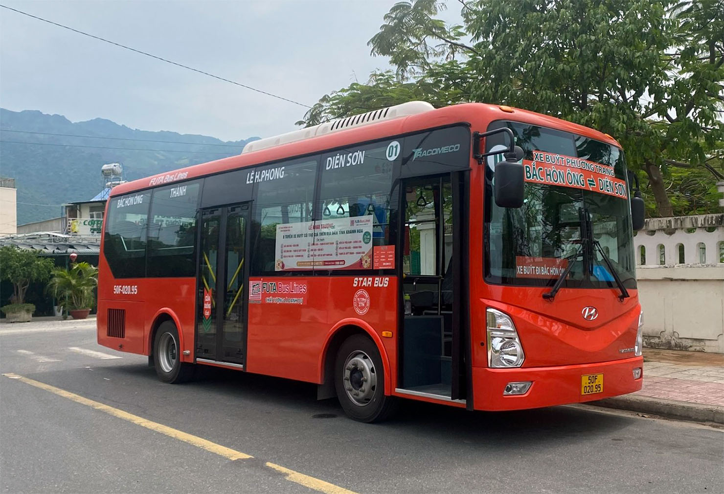 Ho Chi Minh City, Tracomeco Starbus B55 # 50F-020.95