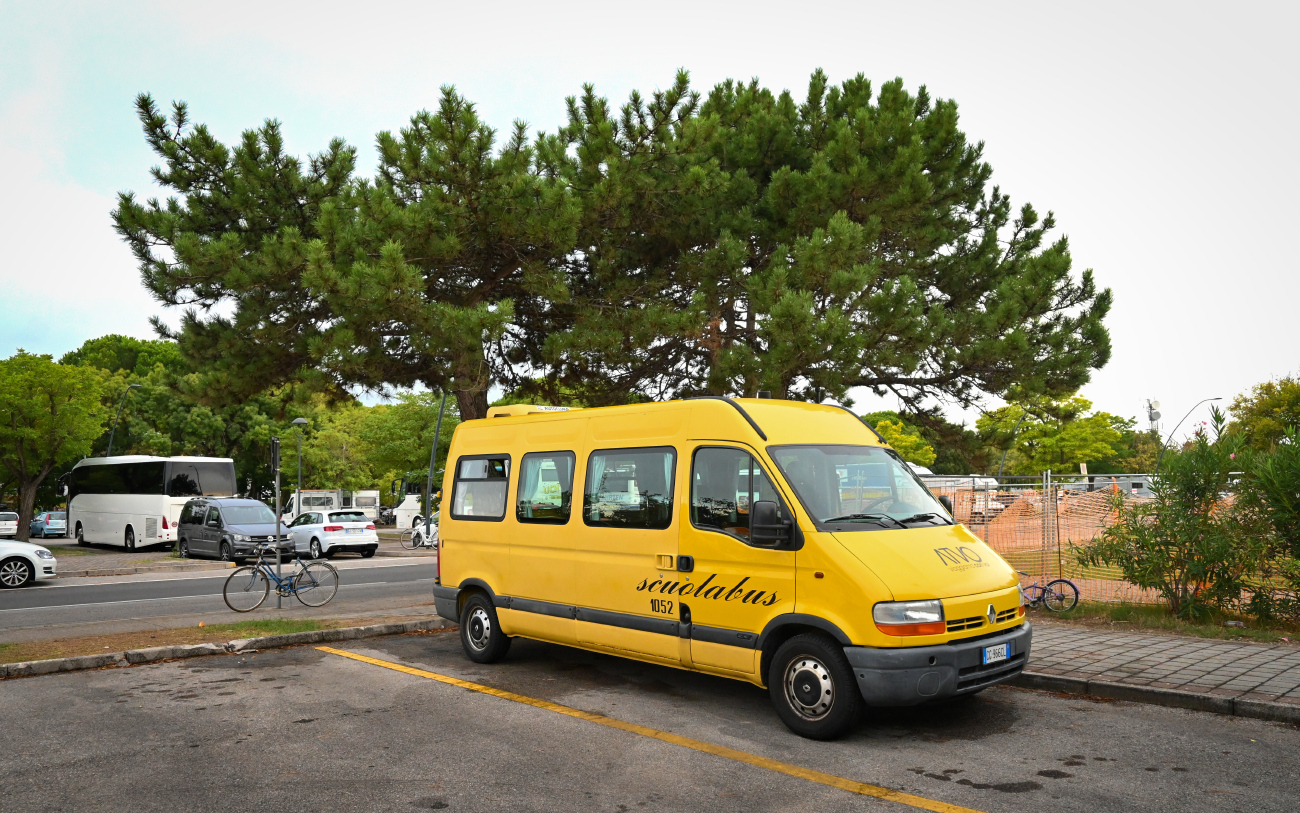 Venice, Renault Master # 1052