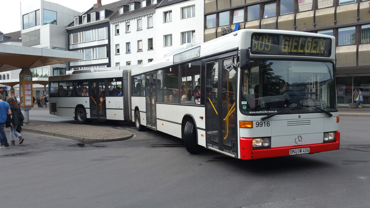 Bonn, Mercedes-Benz O405GN2 № 9916