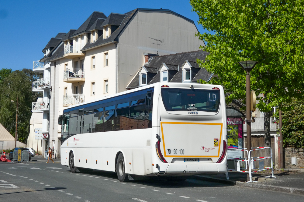 Saint-Brieuc, IVECO Crossway Line 13M # EX-285-AD