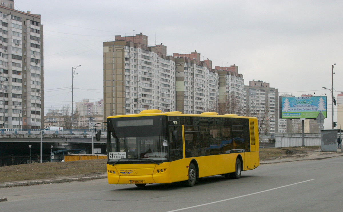 Kyiv, LAZ A183D1 # 7610