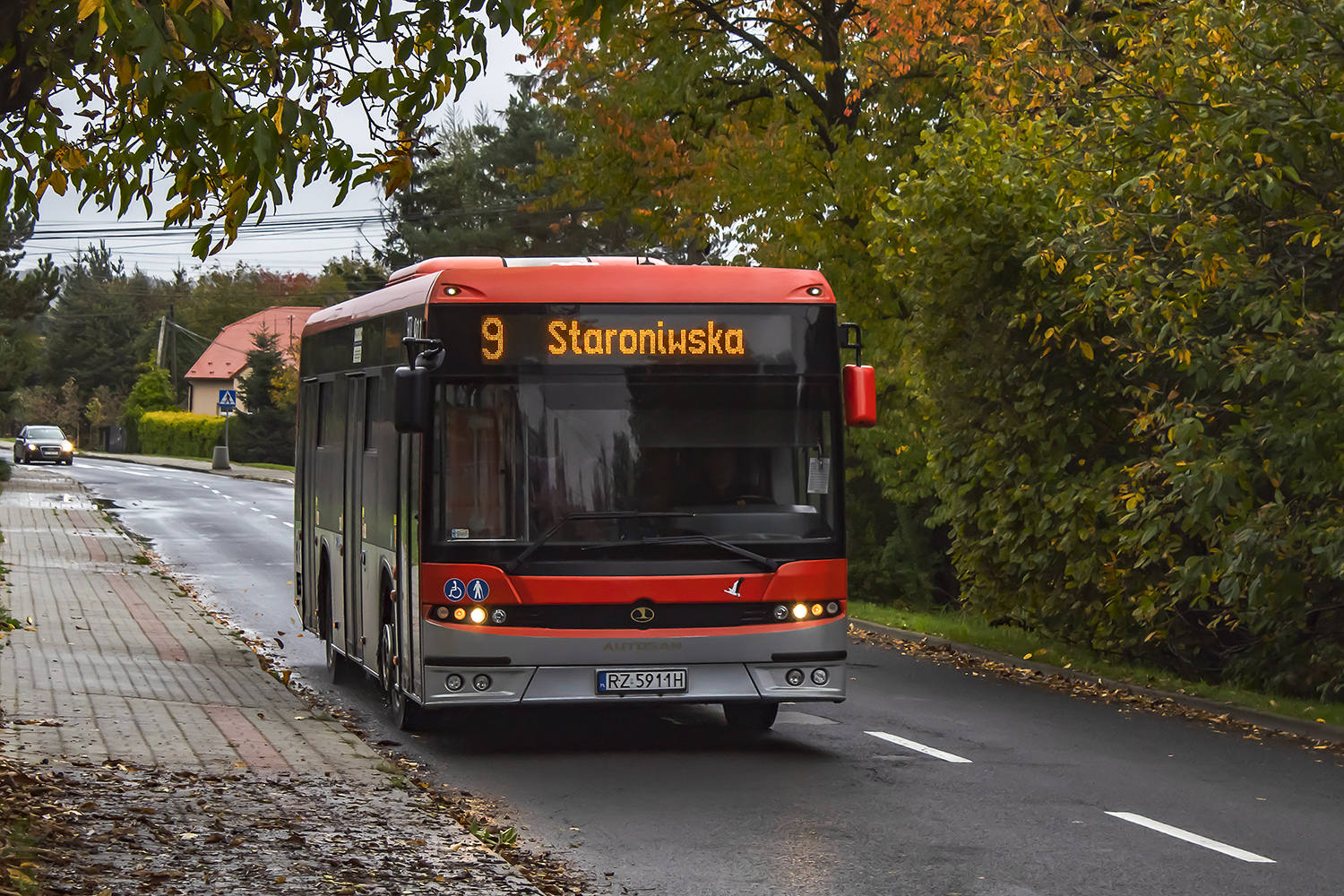 Rzeszów, Autosan Sancity M10LF # 911