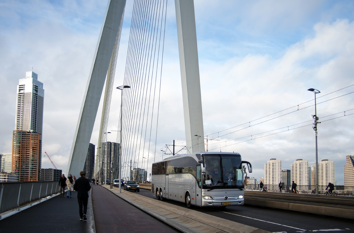 Rotterdam, Mercedes-Benz Tourismo 17RHD-II L # 61