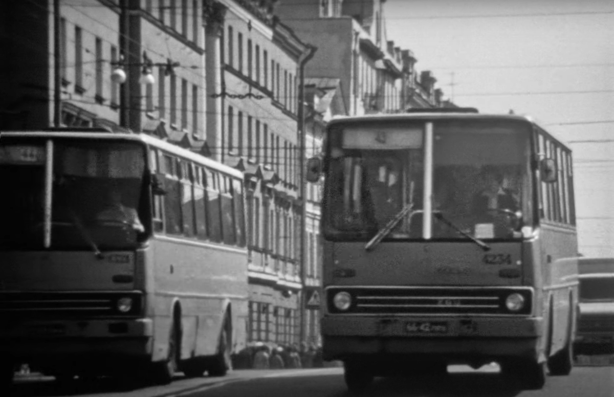 Saint Petersburg, Ikarus 260.** # 4234