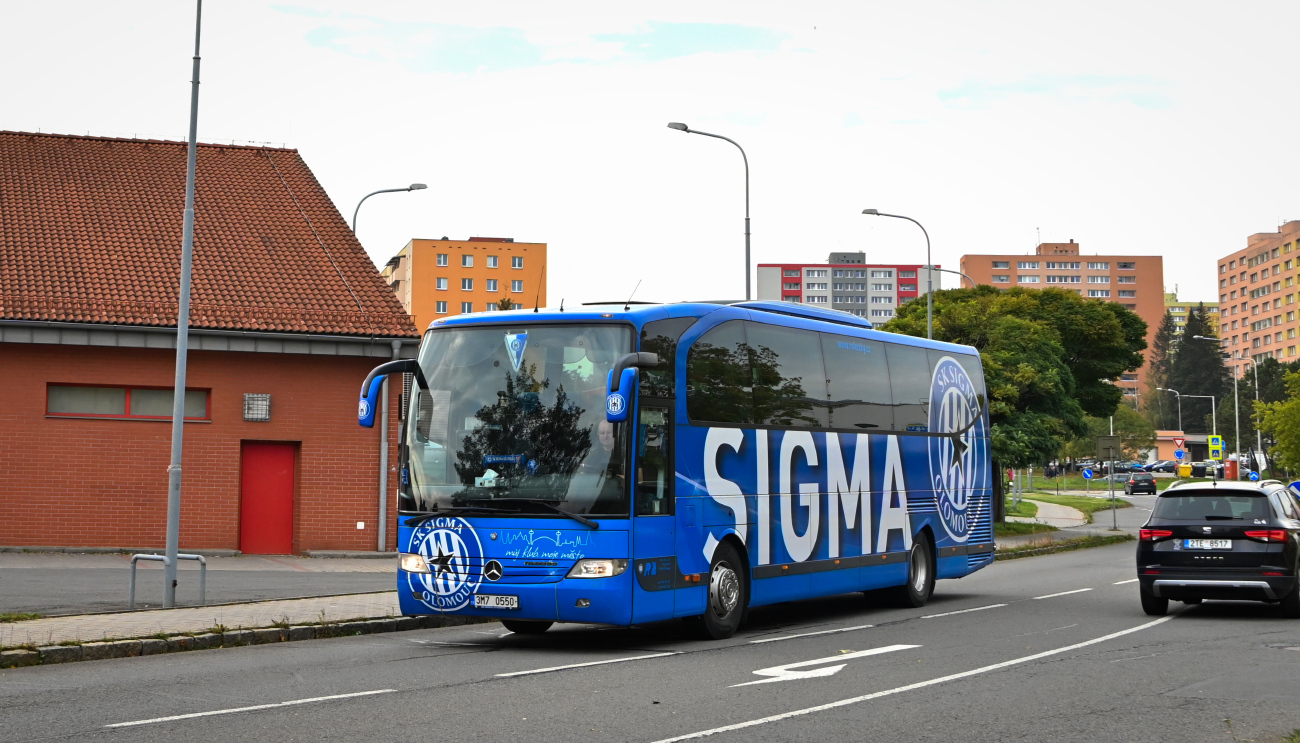 Olomouc, Mercedes-Benz O580 Travego I 15RHD # 3M7 0550