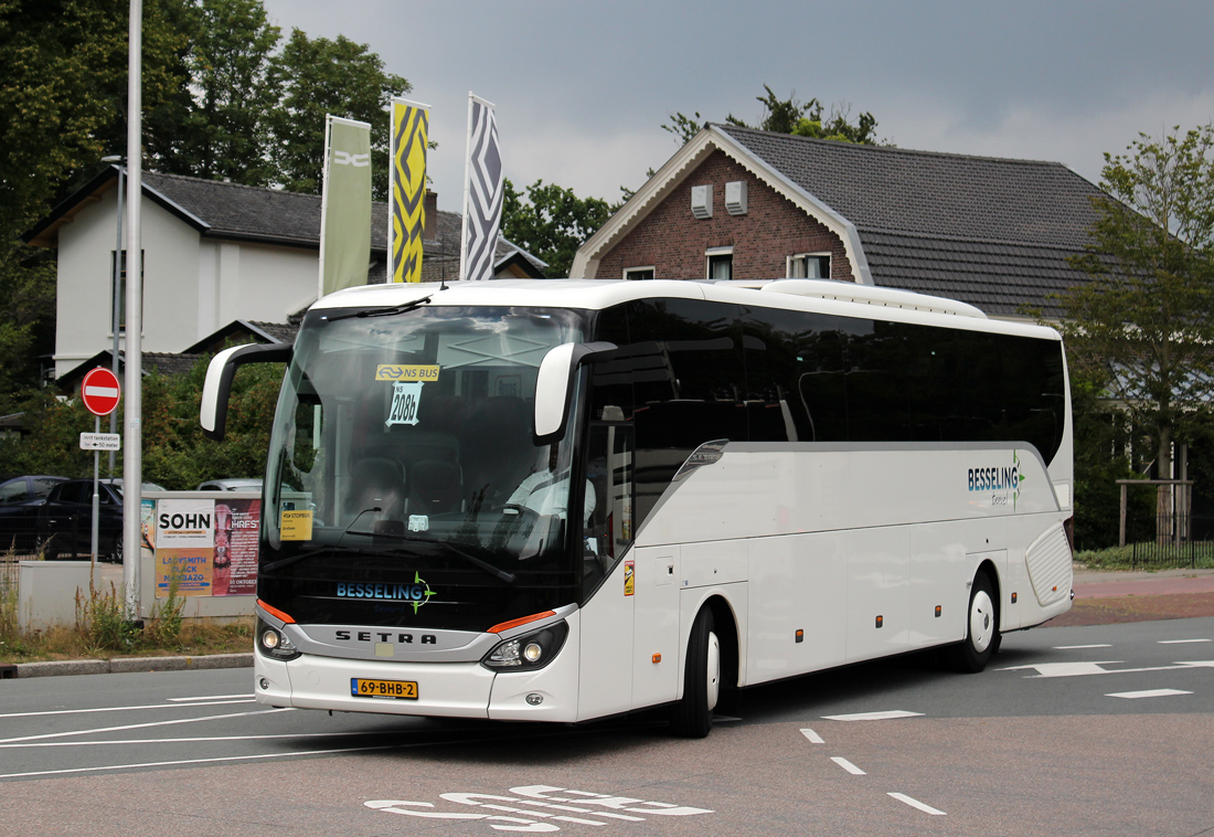 Utrecht, Setra S516HD/2 č. 2052