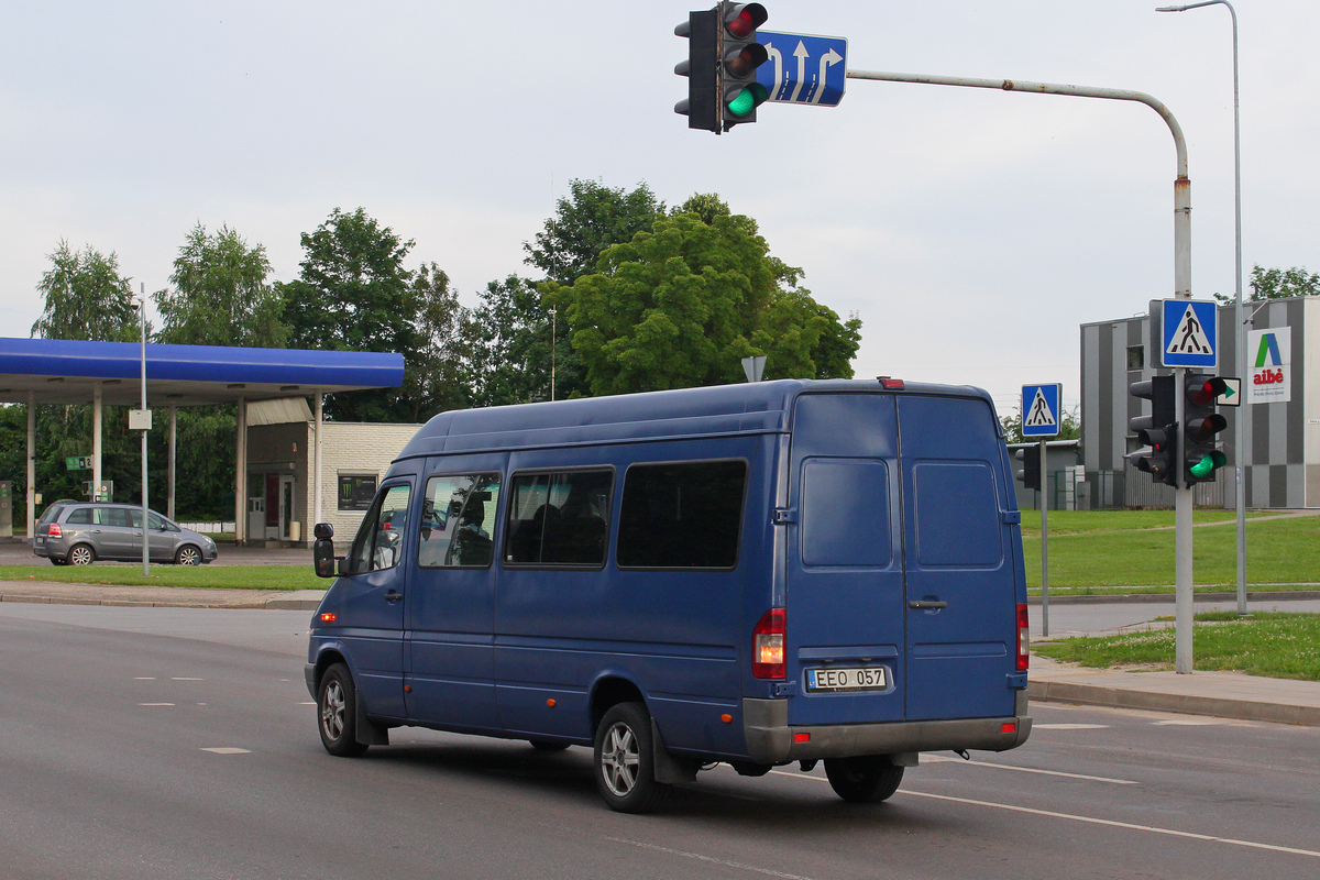 Kaunas, Mercedes-Benz Sprinter 311CDI # EEO 057