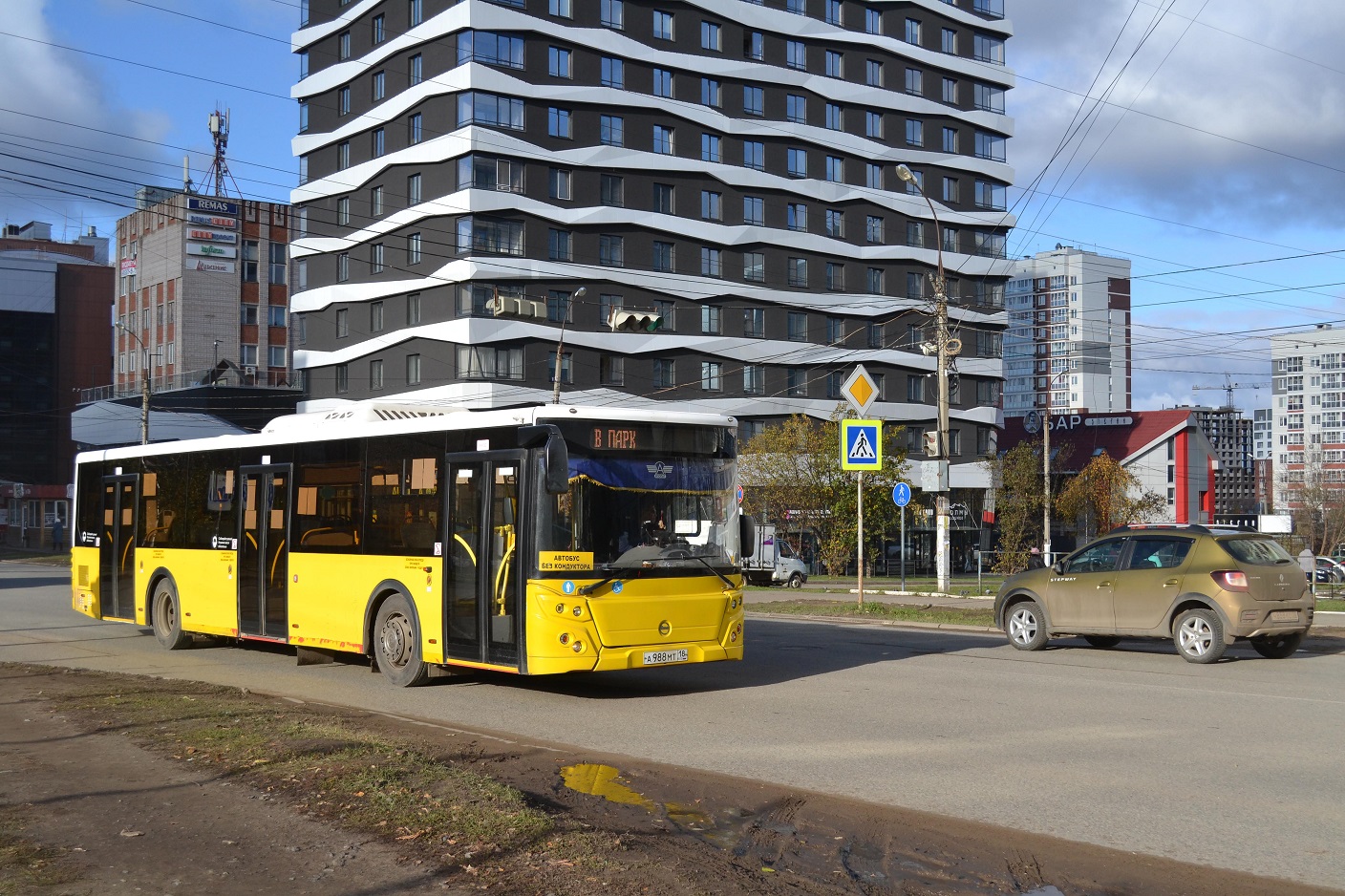 Izhevsk, ЛиАЗ-5292.65 No. А 988 МТ 18