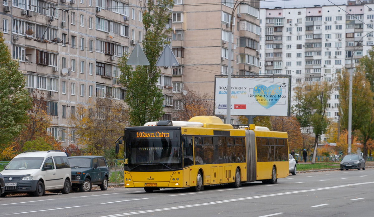 Kyjev, MAZ-215.069 č. 4607