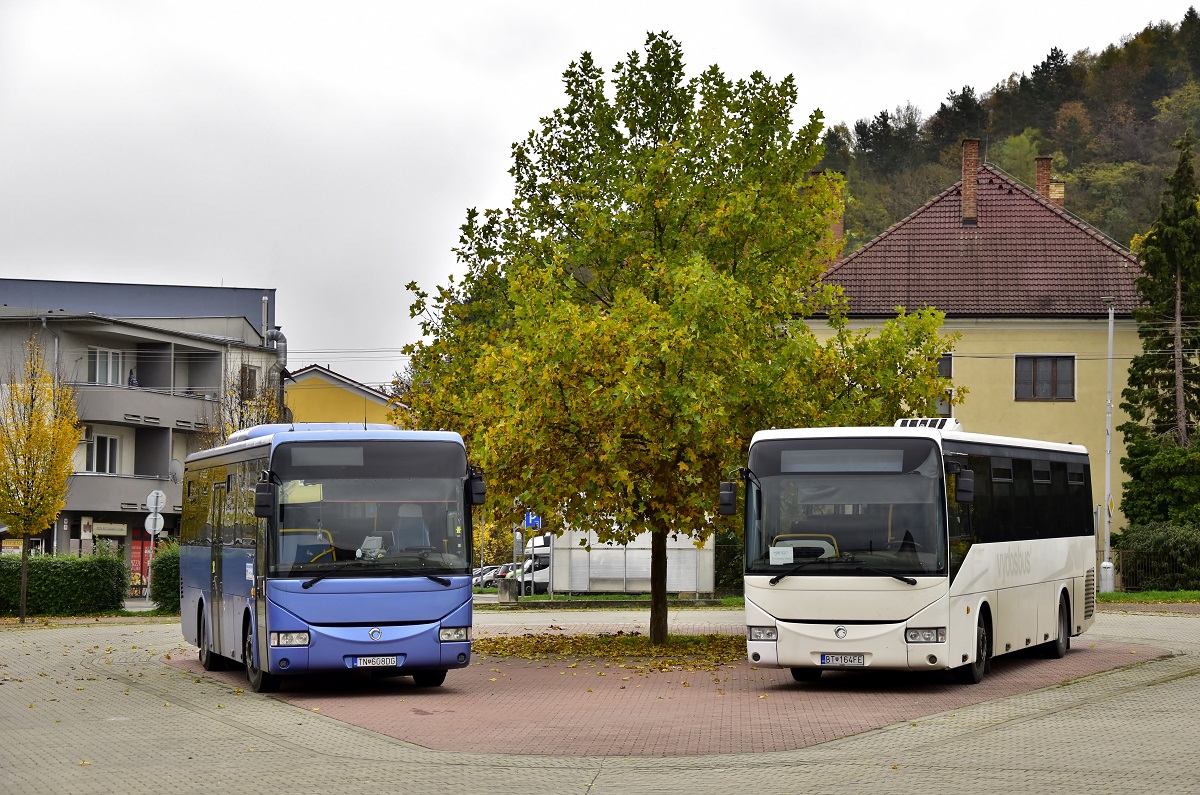 Ilava, Irisbus Crossway 12M č. BT-164FE; Trenčín, Irisbus Crossway 10.6M č. TN-608DG