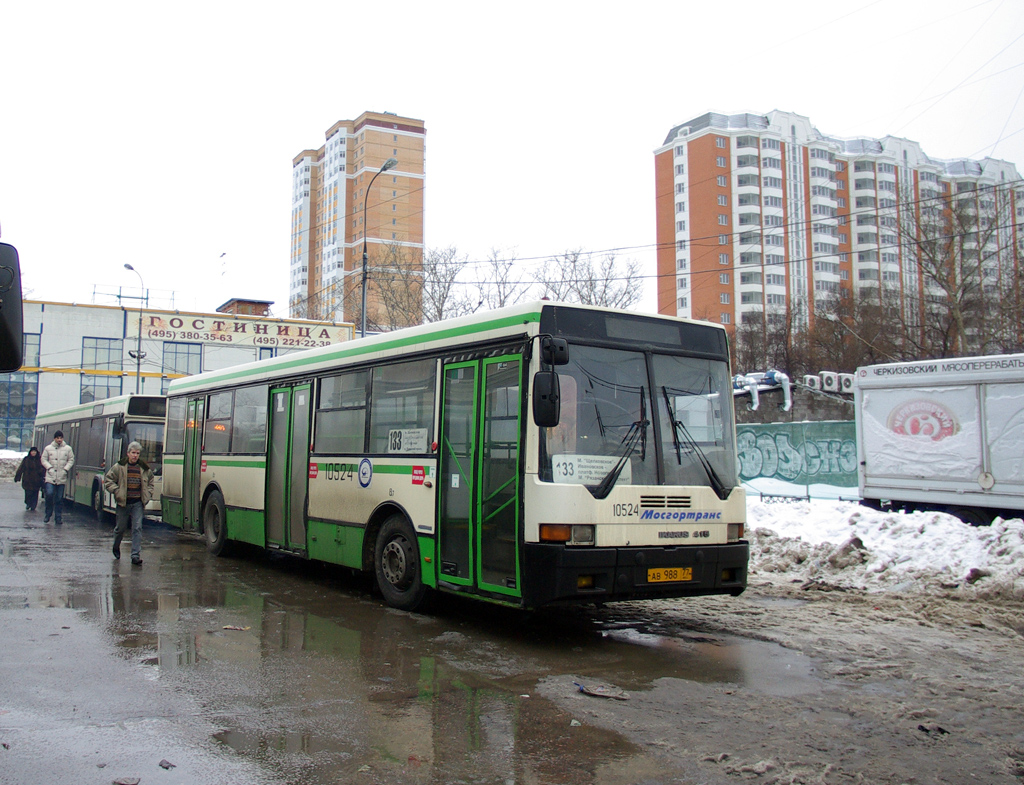 Moscow, Ikarus 415.33 # 10524