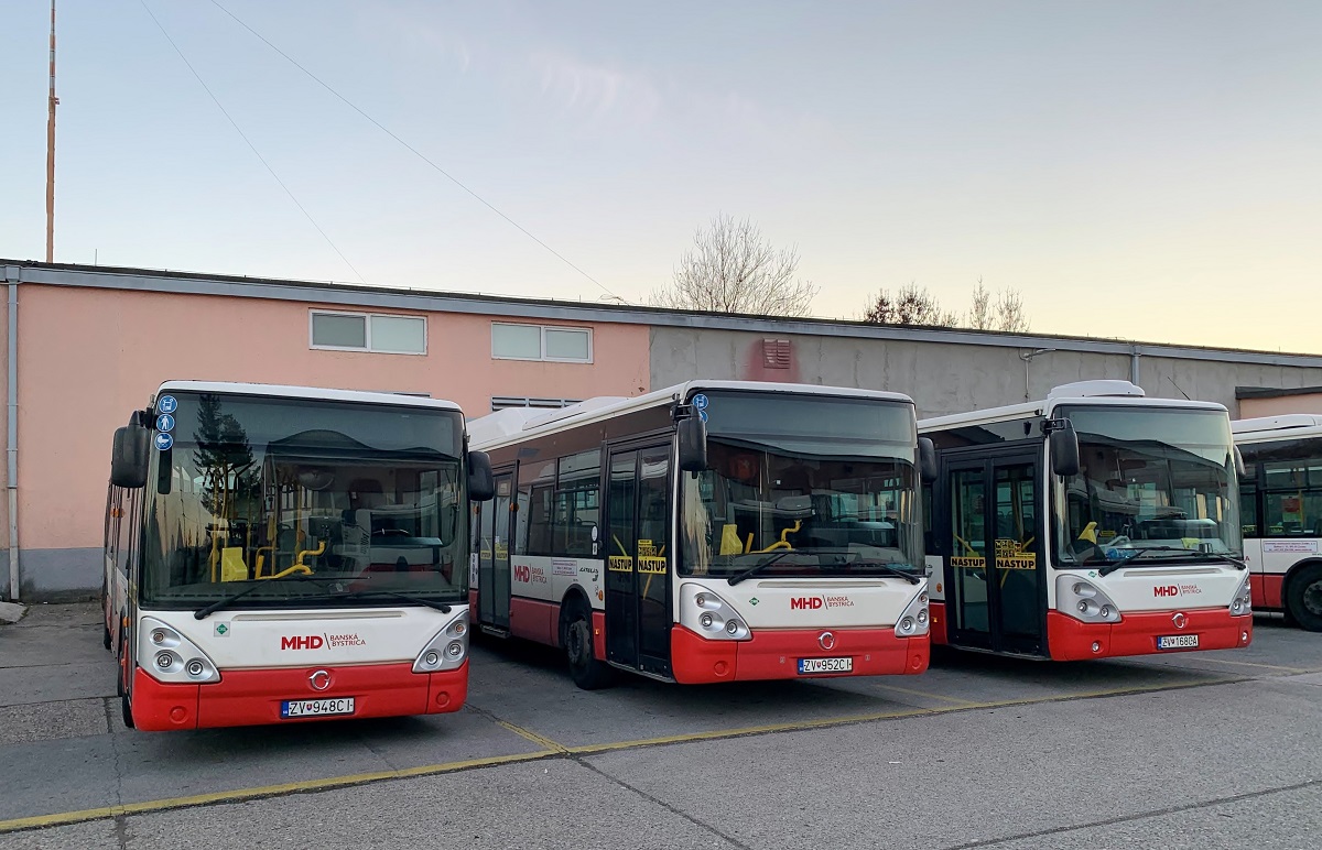 Banská Bystrica, Irisbus Citelis 12M CNG # ZV-168CA; Banská Bystrica, Irisbus Citelis 12M CNG # ZV-952CI; Banská Bystrica, Irisbus Citelis 12M CNG # ZV-948CI