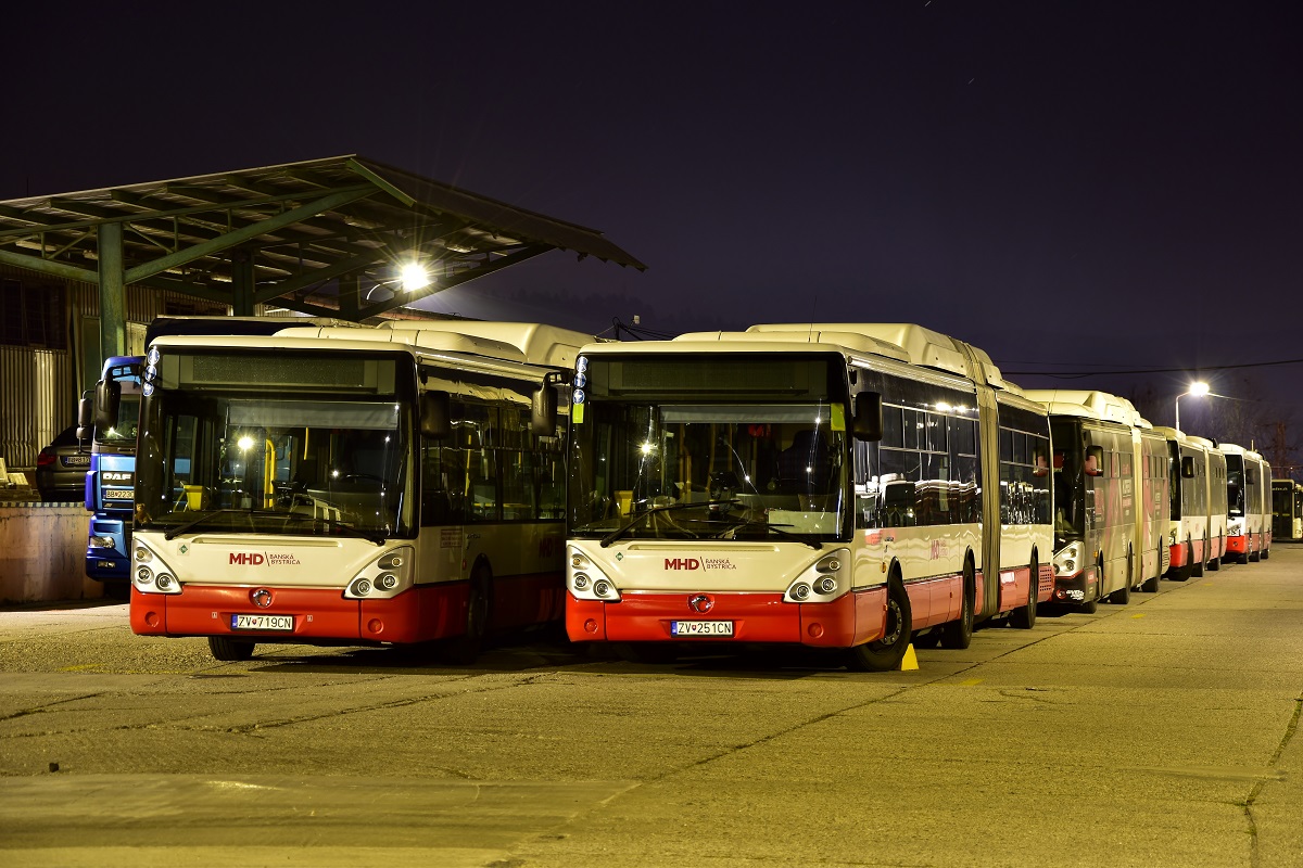 Banská Bystrica, Irisbus Citelis 18M CNG № ZV-719CN; Banská Bystrica, Irisbus Citelis 18M CNG № ZV-251CN