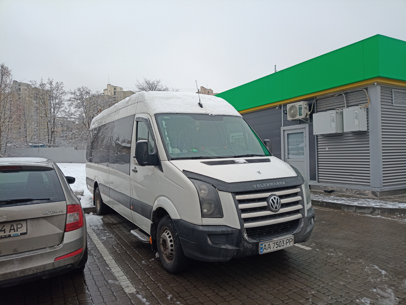 Kyjev, Carsport (VW Crafter) č. АА 7503 РР